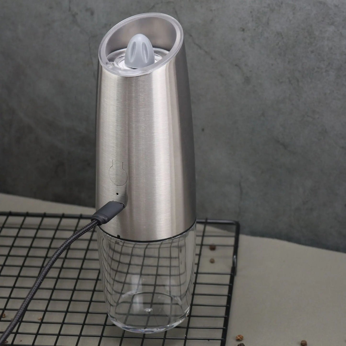 Electric salt and pepper Grinder (Free Shipping )